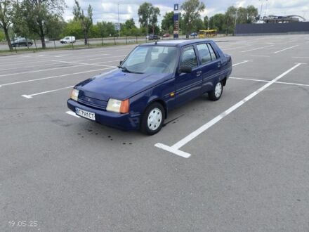ЗАЗ 1103 Славута 2008 у Києві на Automoto.ua Синій ЗАЗ 1103 Славута, об'ємом двигуна 1.2 л та пробігом 134 тис. км за 1100 $, фото 1 на Automoto.ua