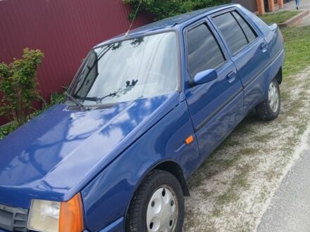 ЗАЗ 1103 Славута 2009 в Броварах на Automoto.ua Синий ЗАЗ 1103 Славута, объемом двигателя 1.3 л и пробегом 128 тыс. км за 900 $, фото 1 на Automoto.ua