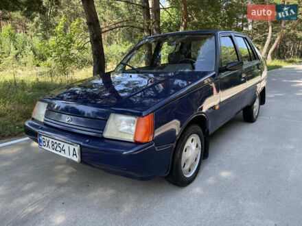 ЗАЗ 1103 Славута 2010 в Славуте на Automoto.ua Синий ЗАЗ 1103 Славута, объемом двигателя 1.3 л и пробегом 9 тыс. км за 2550 $, фото 1 на Automoto.ua