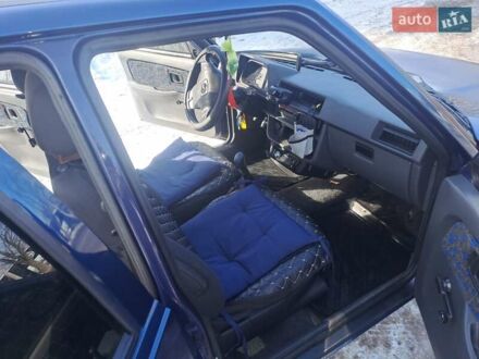 ЗАЗ 1103 Славута 2010 в Краматорске на Automoto.ua Синий ЗАЗ 1103 Славута, объемом двигателя 1.2 л и пробегом 75 тыс. км за 1600 $, фото 1 на Automoto.ua