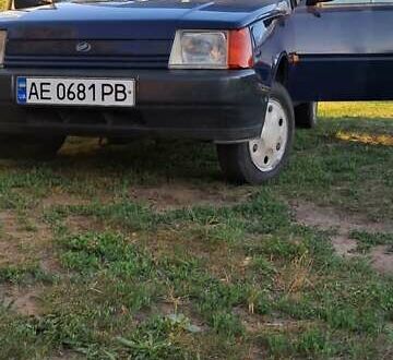 ЗАЗ 1103 Славута 2010 у Дніпро (Дніпропетровську) на Automoto.ua Синій ЗАЗ 1103 Славута, об'ємом двигуна 1.3 л та пробігом 87 тис. км за 1000 $, фото 1 на Automoto.ua