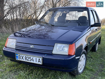 ЗАЗ 1103 Славута 2010 в Славуте на Automoto.ua Синий ЗАЗ 1103 Славута, объемом двигателя 1.3 л и пробегом 9 тыс. км за 2699 $, фото 1 на Automoto.ua
