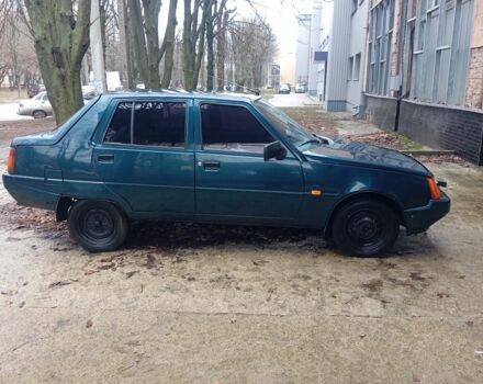 Зеленый ЗАЗ 1103 Славута, объемом двигателя 1.1 л и пробегом 333 тыс. км за 45000 $, фото 3 на Automoto.ua