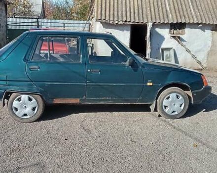 Зеленый ЗАЗ 1103 Славута, объемом двигателя 1.1 л и пробегом 95 тыс. км за 900 $, фото 6 на Automoto.ua