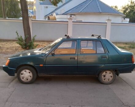 ЗАЗ 1103 Славута 2001 в Кривом Роге на Automoto.ua Зеленый ЗАЗ 1103 Славута, объемом двигателя 1.2 л и пробегом 210 тыс. км за 800 $, фото 2 на Automoto.ua