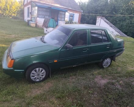 Зеленый ЗАЗ 1103 Славута, объемом двигателя 1.2 л и пробегом 200 тыс. км за 700 $, фото 1 на Automoto.ua