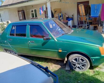 Зеленый ЗАЗ 1103 Славута, объемом двигателя 1 л и пробегом 20 тыс. км за 800 $, фото 4 на Automoto.ua