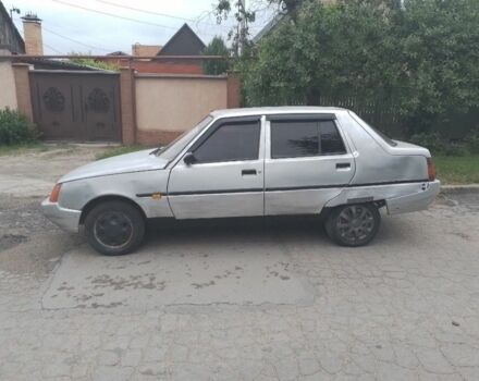 Зеленый ЗАЗ 1103 Славута, объемом двигателя 1.2 л и пробегом 21 тыс. км за 433 $, фото 3 на Automoto.ua