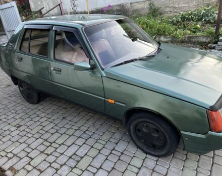 Зеленый ЗАЗ 1103 Славута, объемом двигателя 1.3 л и пробегом 929 тыс. км за 850 $, фото 2 на Automoto.ua