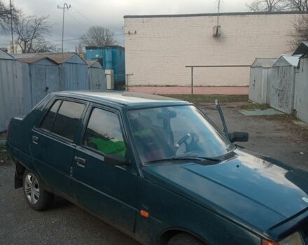 Зелений ЗАЗ 1103 Славута, об'ємом двигуна 1 л та пробігом 133 тис. км за 700 $, фото 3 на Automoto.ua