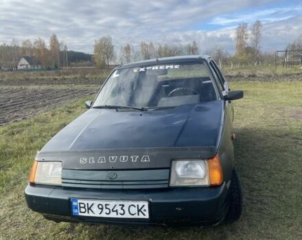 ЗАЗ 1103 Славута 2005 в Ровно на Automoto.ua Зеленый ЗАЗ 1103 Славута, объемом двигателя 1.2 л и пробегом 120 тыс. км за 650 $, фото 9 на Automoto.ua