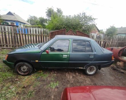 Зелений ЗАЗ 1103 Славута, об'ємом двигуна 0 л та пробігом 3 тис. км за 888 $, фото 3 на Automoto.ua