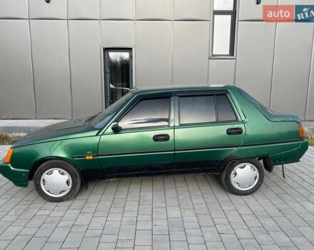 Зеленый ЗАЗ 1103 Славута, объемом двигателя 1.2 л и пробегом 199 тыс. км за 999 $, фото 4 на Automoto.ua