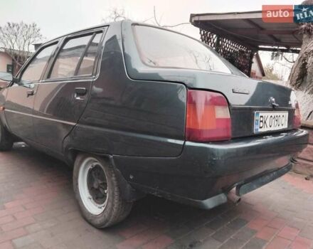 Зеленый ЗАЗ 1103 Славута, объемом двигателя 1.3 л и пробегом 140 тыс. км за 1100 $, фото 5 на Automoto.ua