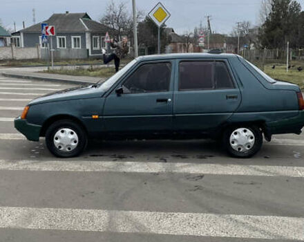 Зеленый ЗАЗ 1103 Славута, объемом двигателя 1.2 л и пробегом 250 тыс. км за 901 $, фото 3 на Automoto.ua