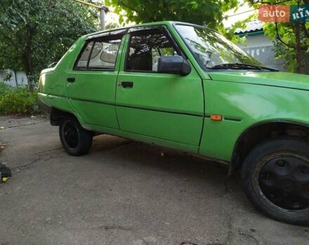 ЗАЗ 1103 Славута 2004 в Желтых Водах на Automoto.ua Зеленый ЗАЗ 1103 Славута, объемом двигателя 1.2 л и пробегом 100 тыс. км за 600 $, фото 7 на Automoto.ua