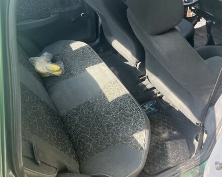 Зеленый ЗАЗ 1103 Славута, объемом двигателя 1.3 л и пробегом 232 тыс. км за 856 $, фото 7 на Automoto.ua