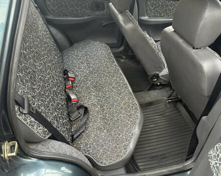 ЗАЗ 1103 Славута 2004 в Киеве на Automoto.ua Зеленый ЗАЗ 1103 Славута, объемом двигателя 1.2 л и пробегом 32 тыс. км за 1780 $, фото 8 на Automoto.ua