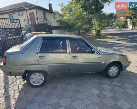 Зелений ЗАЗ 1103 Славута, об'ємом двигуна 1.2 л та пробігом 300 тис. км за 980 $, фото 3 на Automoto.ua