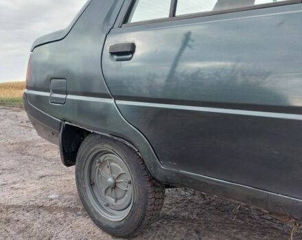 ЗАЗ 1103 Славута 2005 в Пирятине на Automoto.ua Зеленый ЗАЗ 1103 Славута, объемом двигателя 1.2 л и пробегом 150 тыс. км за 649 $, фото 3 на Automoto.ua