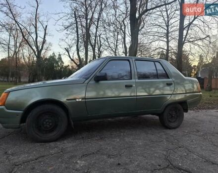 Зеленый ЗАЗ 1103 Славута, объемом двигателя 1.2 л и пробегом 145 тыс. км за 940 $, фото 10 на Automoto.ua