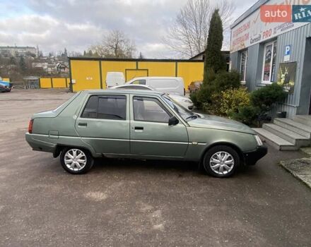 Зеленый ЗАЗ 1103 Славута, объемом двигателя 1.2 л и пробегом 160 тыс. км за 900 $, фото 5 на Automoto.ua