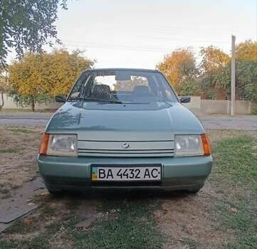 ЗАЗ 1103 Славута 2006 у Кропивницькому (Кіровограді) на Automoto.ua Зелений ЗАЗ 1103 Славута, об'ємом двигуна 1.2 л та пробігом 123 тис. км за 1200 $, фото 2 на Automoto.ua