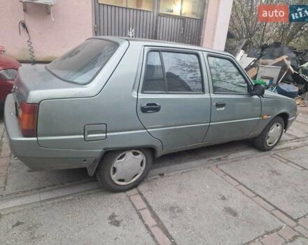 ЗАЗ 1103 Славута 2006 у Києві на Automoto.ua Зелений ЗАЗ 1103 Славута, об'ємом двигуна 1.2 л та пробігом 37 тис. км за 1068 $, фото 1 на Automoto.ua