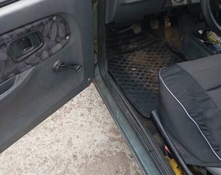 Зеленый ЗАЗ 1103 Славута, объемом двигателя 1.2 л и пробегом 200 тыс. км за 1150 $, фото 6 на Automoto.ua