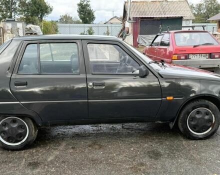 ЗАЗ 1103 Славута 2008 у Синельниковом на Automoto.ua Зелений ЗАЗ 1103 Славута, об'ємом двигуна 1.2 л та пробігом 220 тис. км за 700 $, фото 1 на Automoto.ua