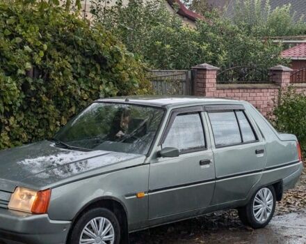 ЗАЗ 1103 Славута 2008 в Ярмолинцы на Automoto.ua Зеленый ЗАЗ 1103 Славута, объемом двигателя 1.3 л и пробегом 39 тыс. км за 1750 $, фото 1 на Automoto.ua