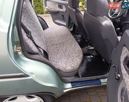 Зелений ЗАЗ 1103 Славута, об'ємом двигуна 1.3 л та пробігом 300 тис. км за 1650 $, фото 1 на Automoto.ua