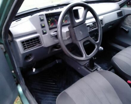 Зеленый ЗАЗ 1103 Славута, объемом двигателя 1.3 л и пробегом 160 тыс. км за 700 $, фото 6 на Automoto.ua