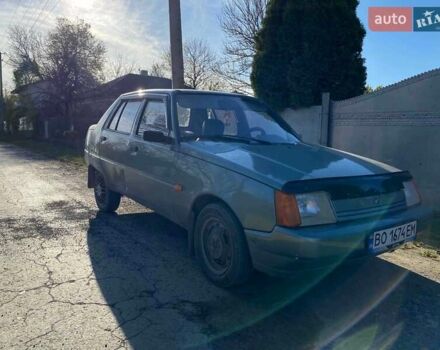 Зеленый ЗАЗ 1103 Славута, объемом двигателя 1.3 л и пробегом 70 тыс. км за 1300 $, фото 3 на Automoto.ua