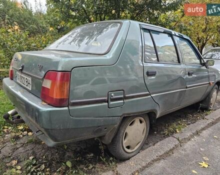 ЗАЗ 1103 Славута 2010 в Киеве на Automoto.ua Зеленый ЗАЗ 1103 Славута, объемом двигателя 1.3 л и пробегом 62 тыс. км за 1700 $, фото 4 на Automoto.ua