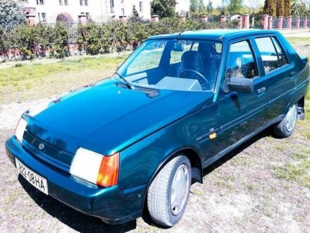 ЗАЗ 1103 Славута 1999 в Обухове на Automoto.ua Зеленый ЗАЗ 1103 Славута, объемом двигателя 1.1 л и пробегом 74 тыс. км за 1000 $, фото 1 на Automoto.ua
