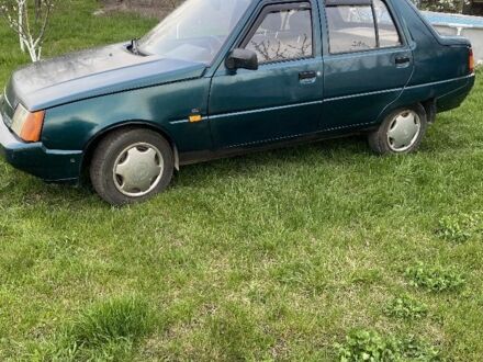 Зелений ЗАЗ 1103 Славута, об'ємом двигуна 1.1 л та пробігом 200 тис. км за 900 $, фото 1 на Automoto.ua