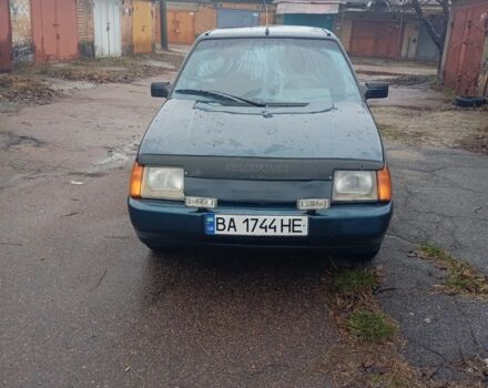 Зеленый ЗАЗ 1103 Славута, объемом двигателя 1.1 л и пробегом 401 тыс. км за 950 $, фото 1 на Automoto.ua