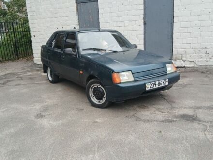 Зеленый ЗАЗ 1103 Славута, объемом двигателя 1 л и пробегом 200 тыс. км за 594 $, фото 1 на Automoto.ua