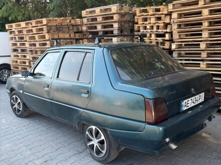 ЗАЗ 1103 Славута 2001 в Днепре (Днепропетровске) на Automoto.ua Зеленый ЗАЗ 1103 Славута, объемом двигателя 1.2 л и пробегом 1000 тыс. км за 1000 $, фото 1 на Automoto.ua