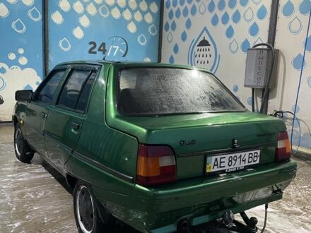 ЗАЗ 1103 Славута 2001 у Сахновщине на Automoto.ua Зелений ЗАЗ 1103 Славута, об'ємом двигуна 0 л та пробігом 11 тис. км за 33000 $, фото 1 на Automoto.ua