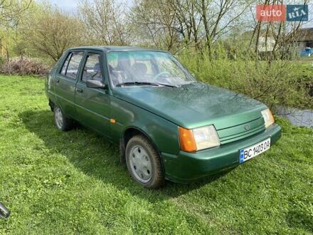 ЗАЗ 1103 Славута 2003 у Жидачів на Automoto.ua Зелений ЗАЗ 1103 Славута, об'ємом двигуна 1.2 л та пробігом 83 тис. км за 1300 $, фото 1 на Automoto.ua