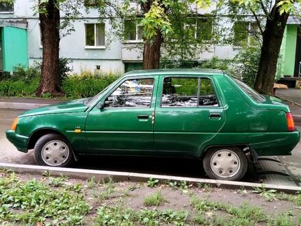Зелений ЗАЗ 1103 Славута, об'ємом двигуна 1.2 л та пробігом 67 тис. км за 1600 $, фото 1 на Automoto.ua