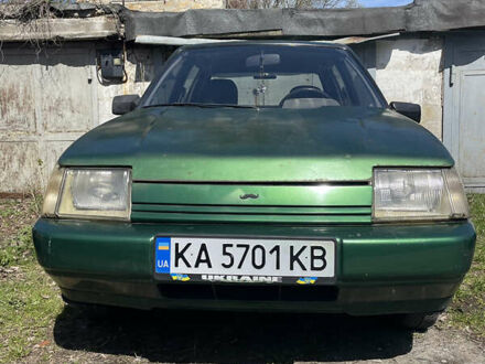 ЗАЗ 1103 Славута 2003 у Києві на Automoto.ua Зелений ЗАЗ 1103 Славута, об'ємом двигуна 1.2 л та пробігом 173 тис. км за 600 $, фото 1 на Automoto.ua