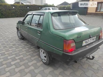 ЗАЗ 1103 Славута 2003 в Кицмане на Automoto.ua Зеленый ЗАЗ 1103 Славута, объемом двигателя 1.2 л и пробегом 100 тыс. км за 950 $, фото 1 на Automoto.ua