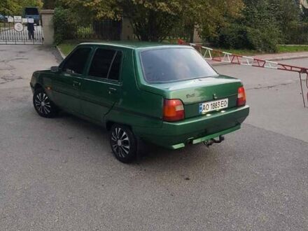 ЗАЗ 1103 Славута 2003 в Умани на Automoto.ua Зеленый ЗАЗ 1103 Славута, объемом двигателя 1.2 л и пробегом 75 тыс. км за 1100 $, фото 1 на Automoto.ua
