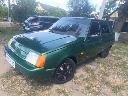 ЗАЗ 1103 Славута 2003 в Одессе на Automoto.ua Зеленый ЗАЗ 1103 Славута, объемом двигателя 1.2 л и пробегом 30 тыс. км за 2200 $, фото 1 на Automoto.ua