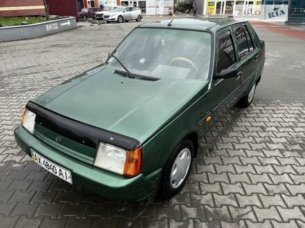 ЗАЗ 1103 Славута 2003 в Кривом Роге на Automoto.ua Зеленый ЗАЗ 1103 Славута, объемом двигателя 1.2 л и пробегом 26 тыс. км за 2700 $, фото 1 на Automoto.ua