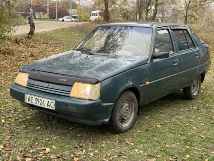 Зеленый ЗАЗ 1103 Славута, объемом двигателя 1.3 л и пробегом 150 тыс. км за 800 $, фото 1 на Automoto.ua