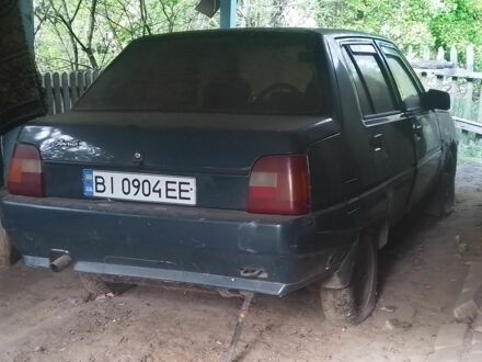 ЗАЗ 1103 Славута 2004 у Полтаві на Automoto.ua Зелений ЗАЗ 1103 Славута, об'ємом двигуна 1.2 л та пробігом 140 тис. км за 606 $, фото 1 на Automoto.ua